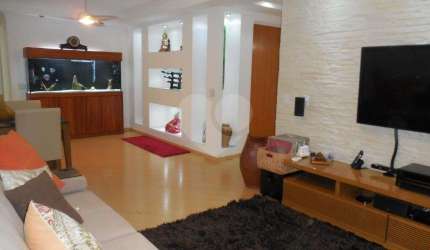 APTO CASA VERDE