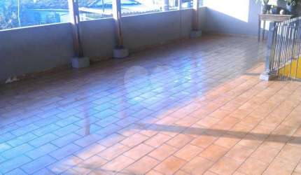 Casa assobradada à venda no Jardim Peri – Zona Norte