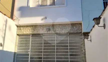Encantador  sobrado  2  dormitórios  com  edícula!