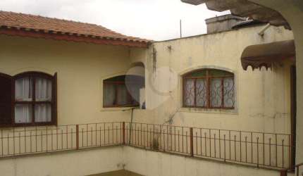 SOBRADO COM 3 MORADIAS A VENDA NO JARDIM TREMEMBÉ - 5 DORMS (2 SUÍTES) E 4 VAGAS DE GARAGEM