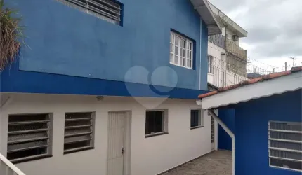 CASA COMERCIAL A VENDA NO TREMEMBÉ - 7 SALAS E 4 VAGAS DE GARAGEM - LOCALIZADA EM AVENIDA