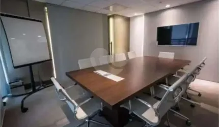 Loft / sala em Consolação