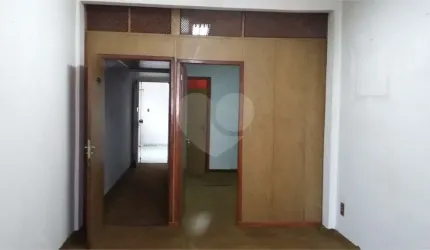 Sala comercial Sé, Centro