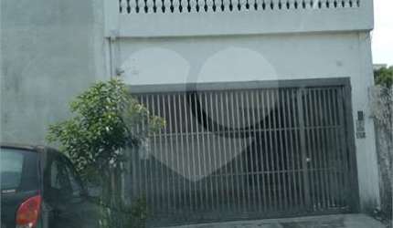 Sobrado vago no Butantã