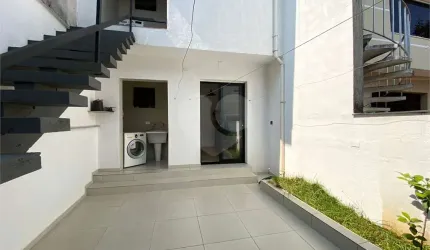 SOBRADO LINDO