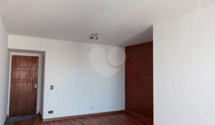 Apartamento em Santana