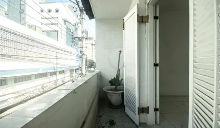 Sobreloja Comercial 105²  2 Salas 2 Banheiro Varanda PINHEIROS