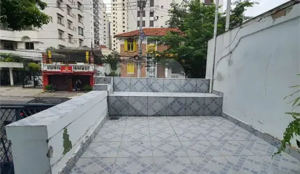 Casa Comercial 165m²  5 Salas e 2 vagas de garagem