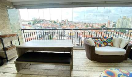 Apartamento com varanda gourmet Parada Inglesa