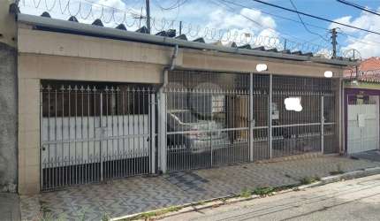 a 2,5 km do metro e shopping tucuruvi  casa de 2 dts 2 vagas na vila constança