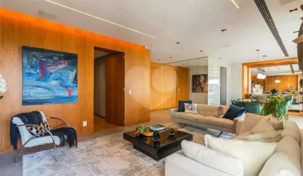 217m² no Quartier Auri.