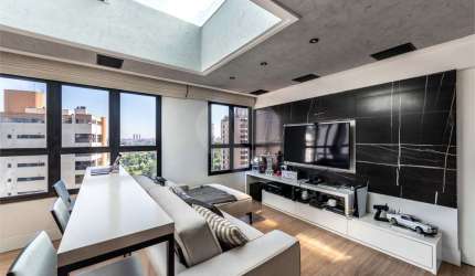 Cobertura Duplex - Morumbi - 1 Dormitório / Suíte - Piscina - 3 Vagas - Venda / Compra