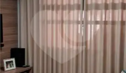 Sobrado no Tucuruvi com dois quartos.