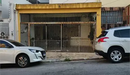 Terreno com 125 m² com uma casa e edícula. Ótima localização, à venda por R$ 800.000,00