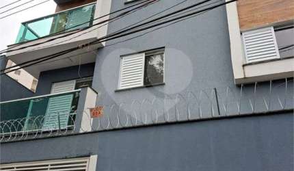 Condomínio fechado em prédio novo em excelente localização no Mandaqui