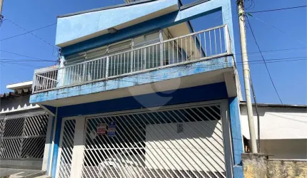 Sodrado com 4 dormitórios mais uma edícula.OPORTUNIDADE PARA INVESTIMENTO.