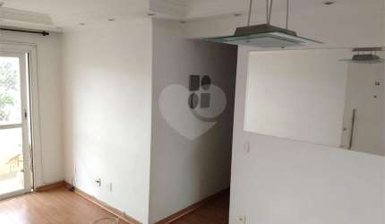 Apartamento na casa verde de 50m2, com 2 dormitórios, 1 banheiro sala com sacada, 1 vaga de garagem,