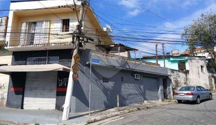 Oportunidade Única no Jardim Tremembé – 2 Casas e 2 Salões Comerciais
