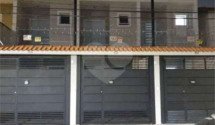 sobrados novos vila constança