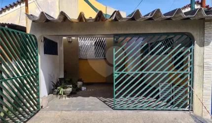 Casa à venda, na Vila Maria Alta.