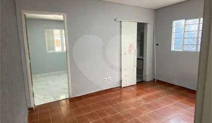 Raridade! - Casa térrea com 4 dormitórios - ZN/SP