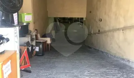 Excelente galpão para alugar,com 500m² na Vila Gustavo!