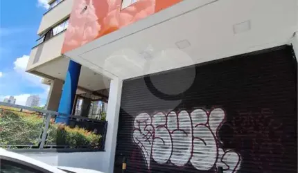 Salão comercial na Augusto Tolle - Locação