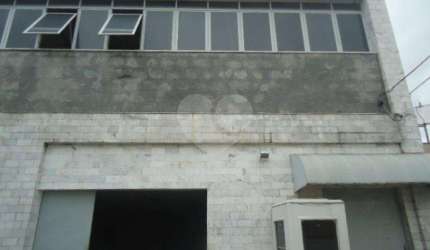 PRÉDIO COMERCIAL PARA LOCAÇÃO NA VILA AURORA