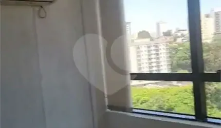 Sala comercial para locação na Parada Inglesa