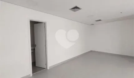 Sala Comercial à venda em PERDIZES com 45 m²