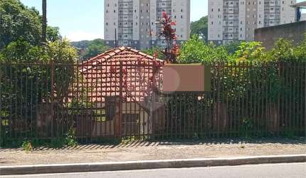 Casa Comercial