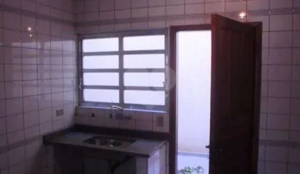 Vila Nivi sobrado próximo do metrô