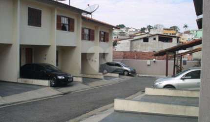 SOBRADO A VENDA EM CONDOMÍNIO FECHADO NO JD TREMEMBÉ - 2 QUARTOS E 2 VAGAS DE GARAGEM