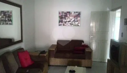 CASA TÉRREA COM 3 MORADIAS A VENDA NO TREMEMBÉ - 3 QUARTOS E 2 VAGAS DE GARAGEM