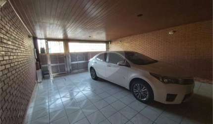 Excelente Casa Comercial ou Residencial a 50m da Avenida Professor Alipio de Barros
