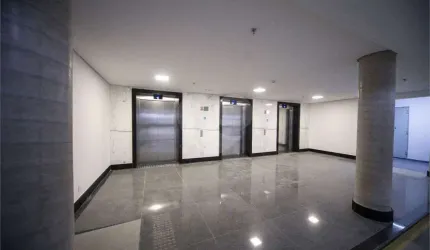PRÉDIO CORPORATIVO MONOUSUARIO COM 6186 M² DE ÀREA ÙTIL