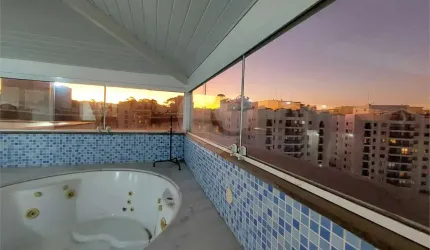 Cobertura com jacuzzi e churrasqueira privativos na Vila São Francisco