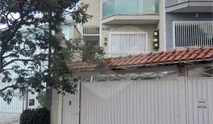 lindo sobrado com 3 dormitórios e 4 vagas!!