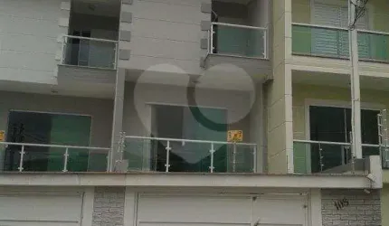 Sobrado com quintal enorme no Mandaqui