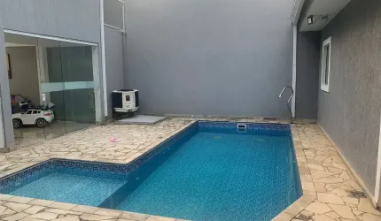 Casa a venda em condoinio fechado em Jandira