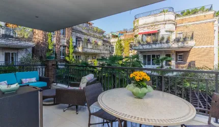 APARTAMENTO À VENDA COM 213M2 - 4 QUARTOS - 4 VAGAS EM ALTO DE PINHEIROS.