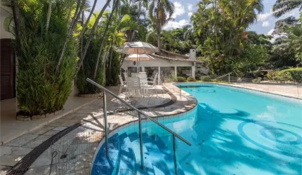 Casa Térrea a venda na Vila Madalena
