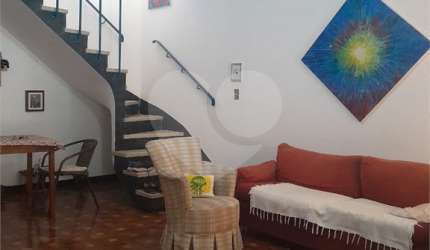 Sobrado à venda com 100m² 3 quartos 3 banheiros 1 vaga em Perdizes