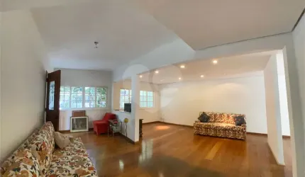 CASA DE VILA À VENDA NO ITAIM BIBI