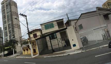 SOBRADO COMERCIAL PARA LOCAÇÃO COM 300 M² - 6 SALAS – 5 VAGAS DE GARAGEM