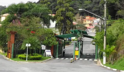 Terreno em condominio fechado 525 metros quadrados com planta aprovada