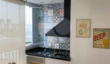 Apartamento com varanda gourmet a venda na Vila Guilherme