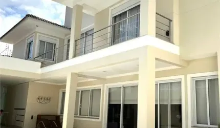 LINDO SOBRADO ALTO PADRÃO TREMEMBÉ