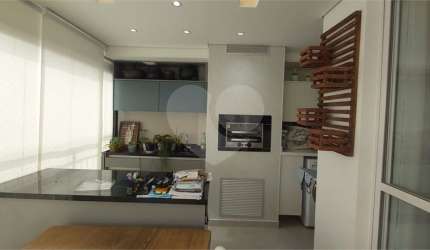 Apartamento na Barra Funda