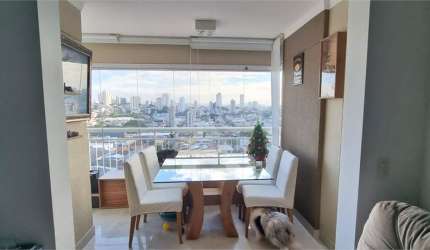 Apartamento na Vila Maria